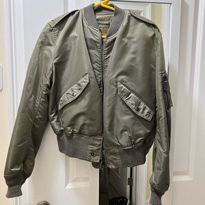 Authentic vintage US AIRFORCE Avirex Bomber jacket L-2b